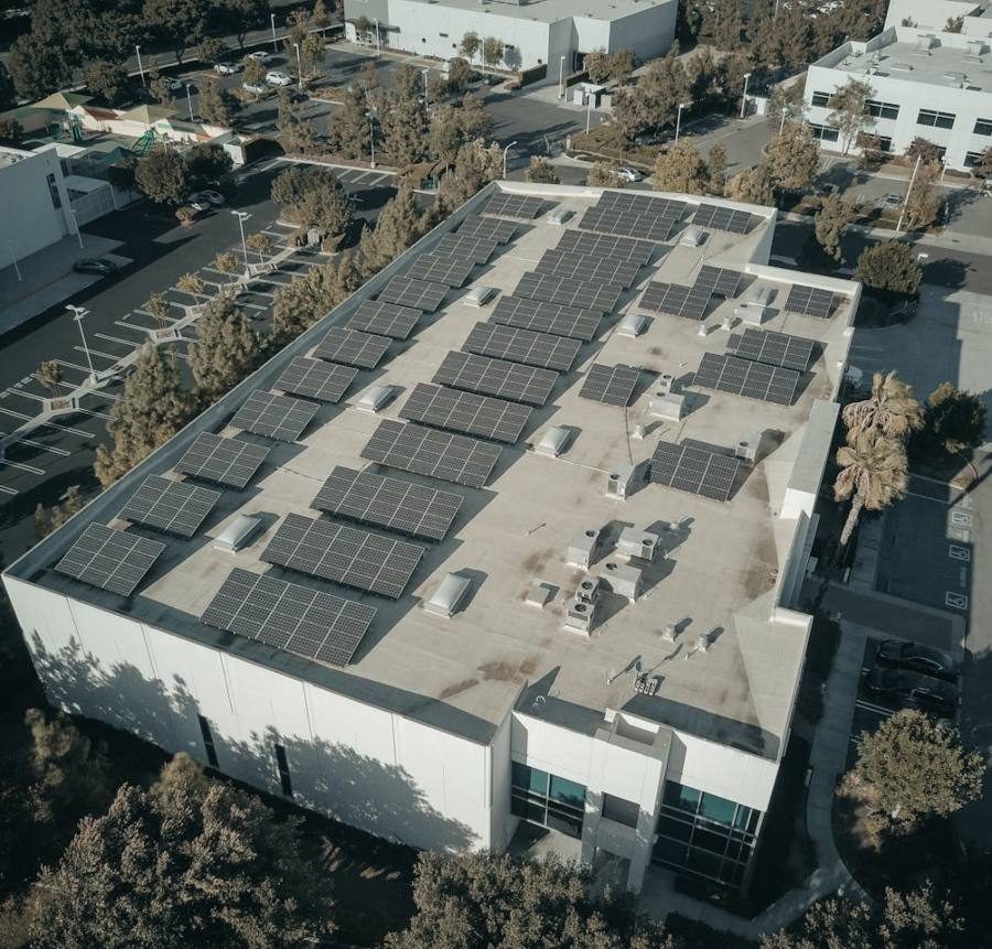 In ein historisches Gebäude integrierte Solaranlage